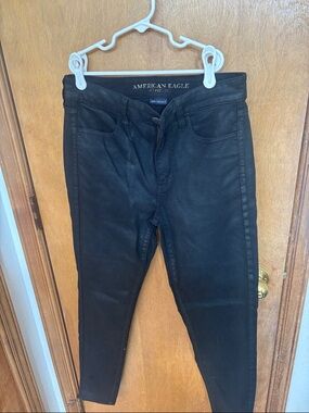 American Eagle Outfitters Black High-Rise Jeggings - Slim Fit